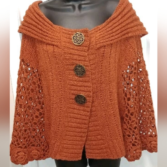 Domani knit cardigan sweater. - Picture 1 of 13